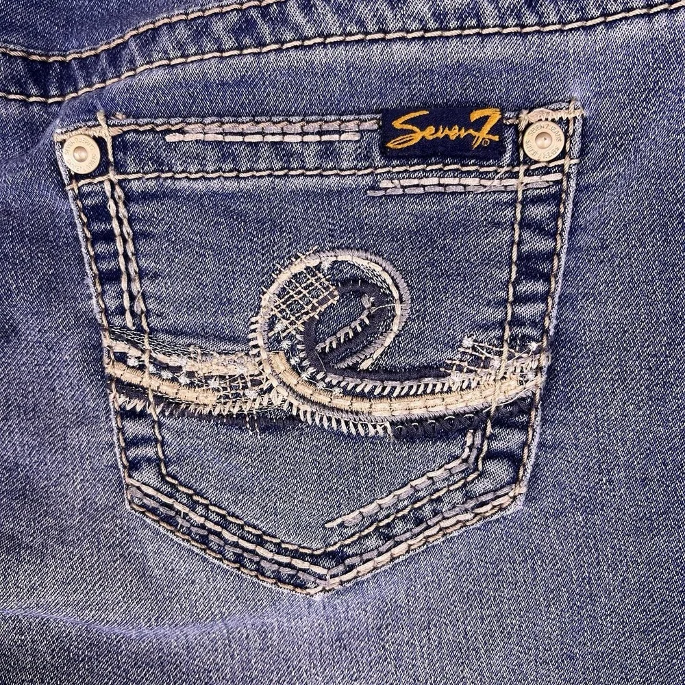 Seven7 denim shorts